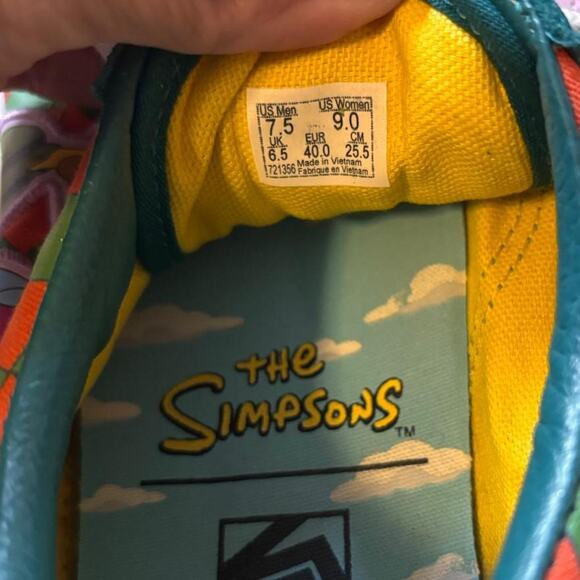 The Simpsons x Vans Old Skool W 9 M 7.5 - Picture 5 of 8